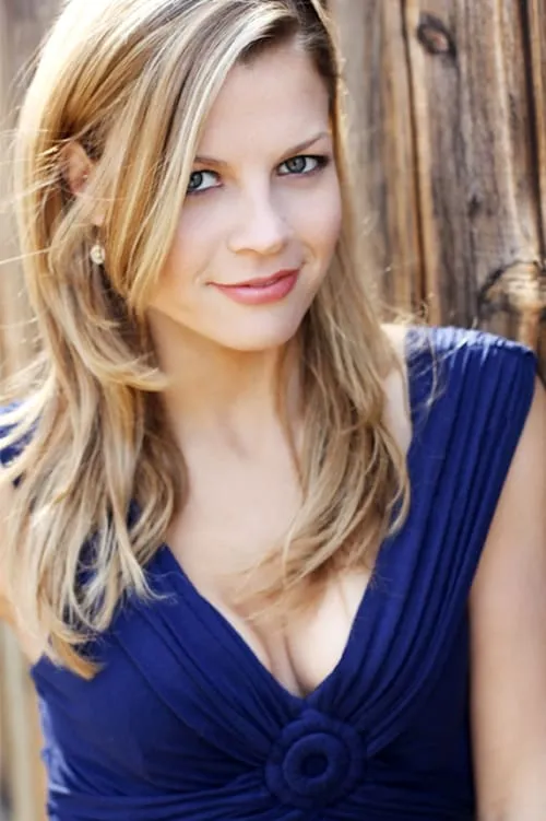 Actor Stephanie Lemelin