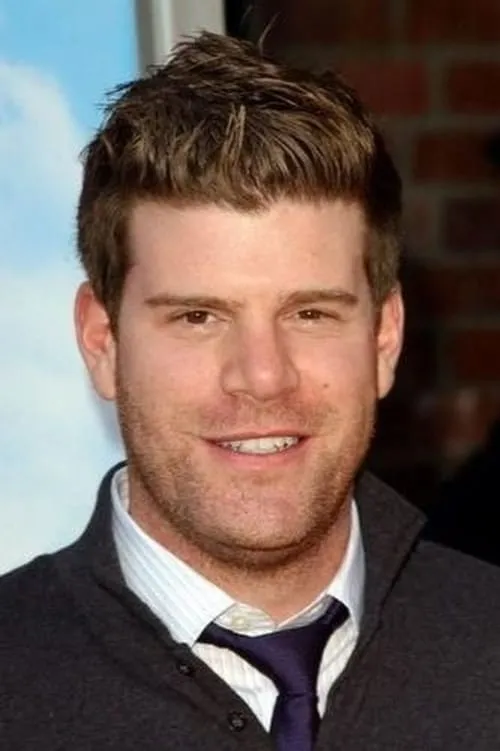 Stephen Rannazzisi interpretando a Charles