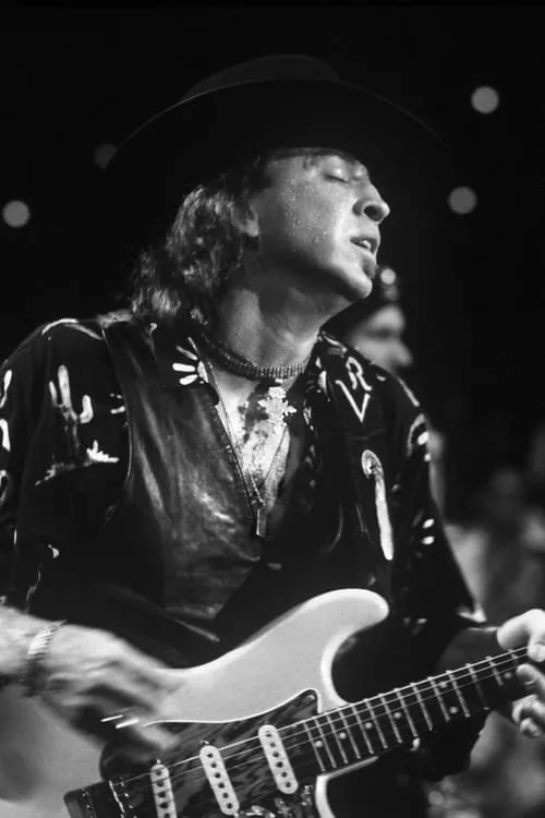 Stevie Ray Vaughan interpretando a 