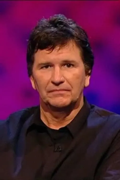 Stewart Francis interpretando a Himself