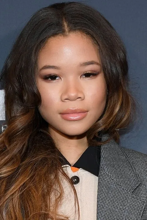 Storm Reid interpretando a Sydney Lanier