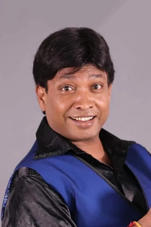 Sunil Pal interpretando a Baji