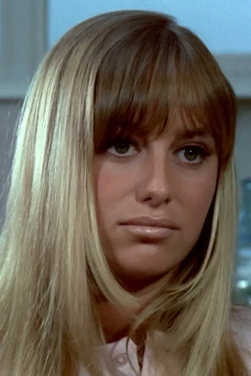 Susan George interpretando a Barbara Wood-Ross