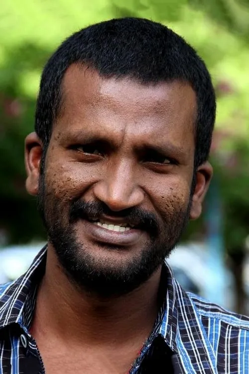 Suseenthiran interpretando a 