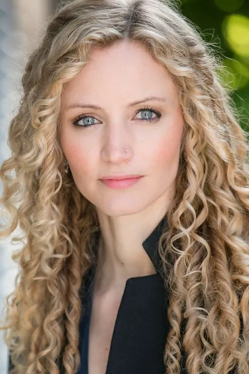 Suzannah Lipscomb en el reparto