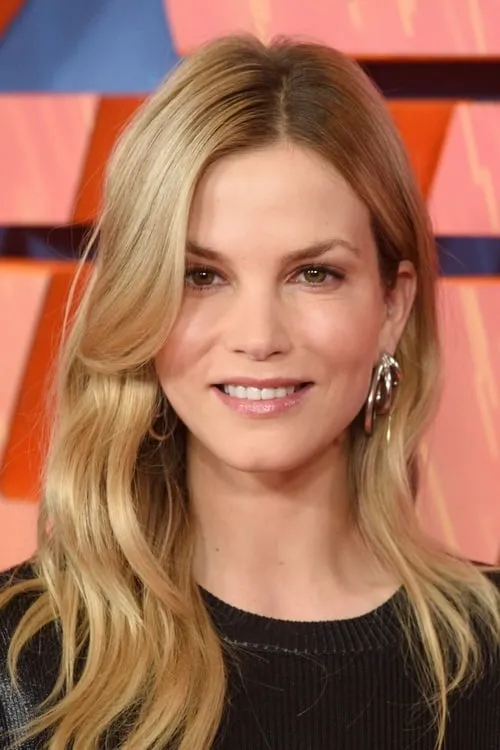 Sylvia Hoeks interpretando a Caresse