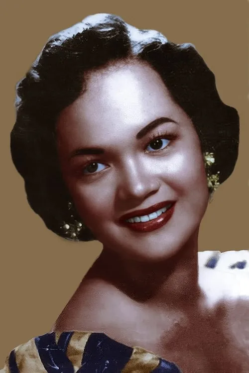 Actor Sylvia La Torre