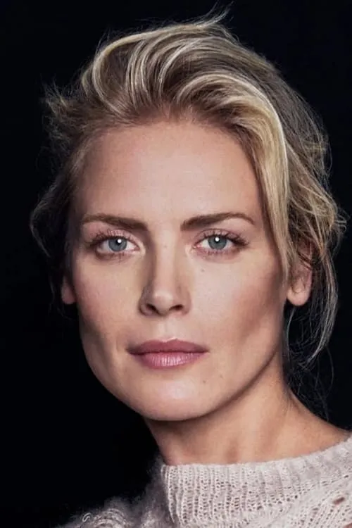 Foto de perfil del actor Synnøve Macody Lund en el reparto