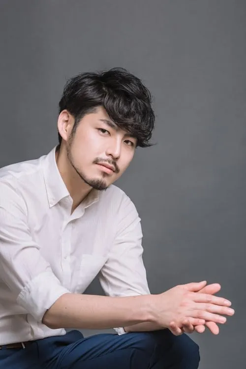 Actor Takafumi Akutsu