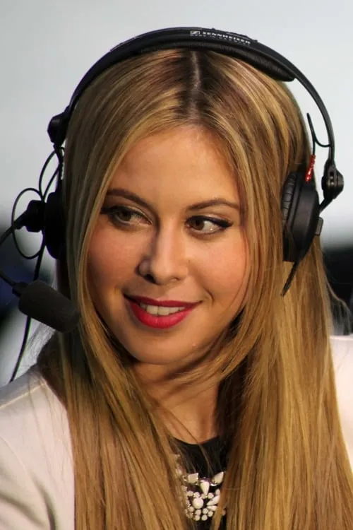 Tara Lipinski interpretando a Tracy Hannibal