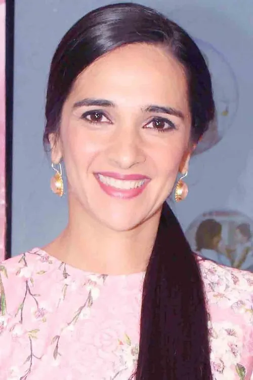 Tara Sharma interpretando a Shweta