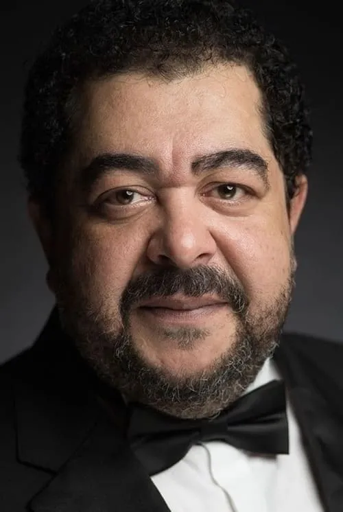 Actor Tarek Abdelaziz