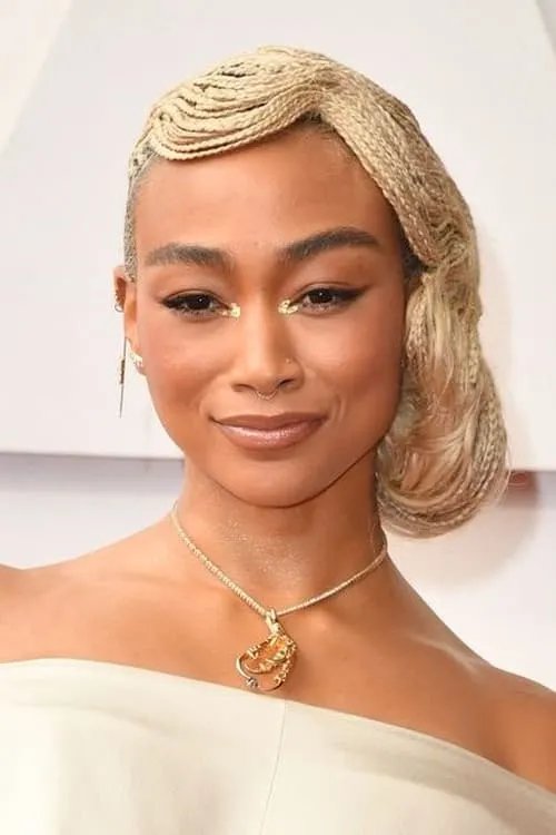 Tati Gabrielle interpretando a Jade