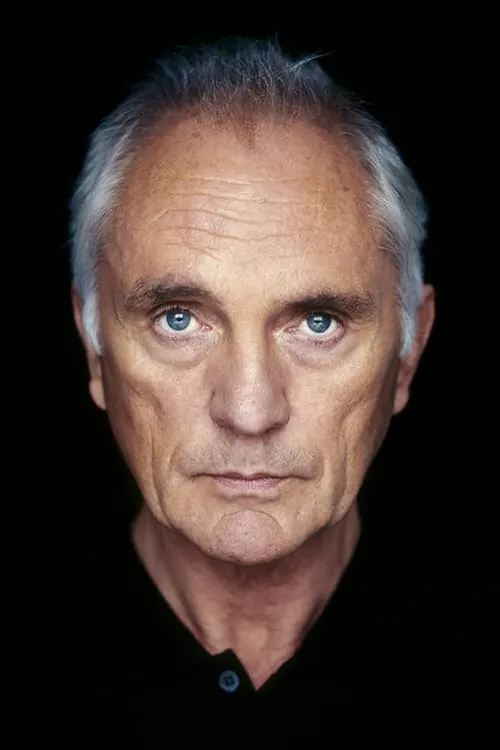 Terence Stamp interpretando a Himself