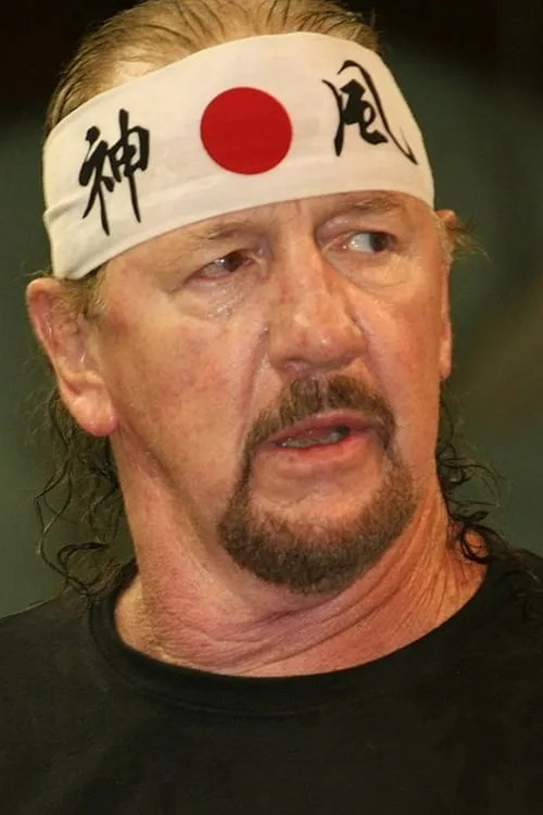 Terry Funk interpretando a Himself