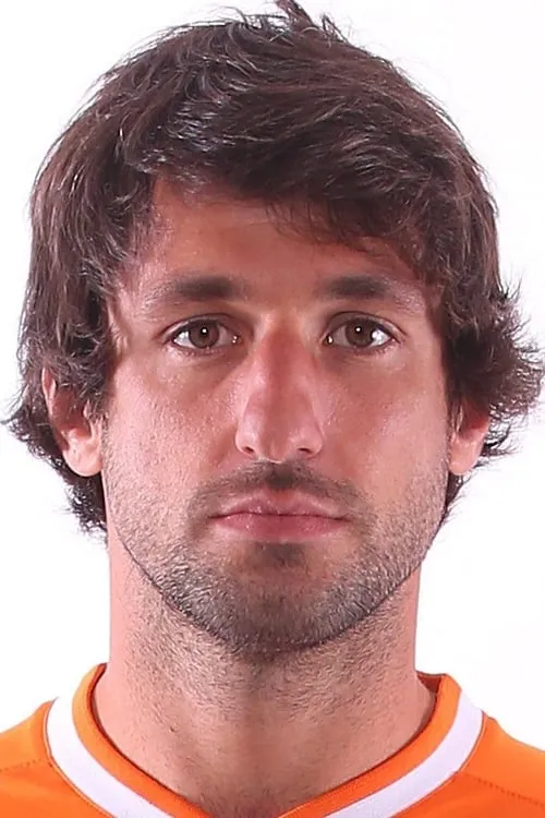 Thomas Broich interpretando a Himself