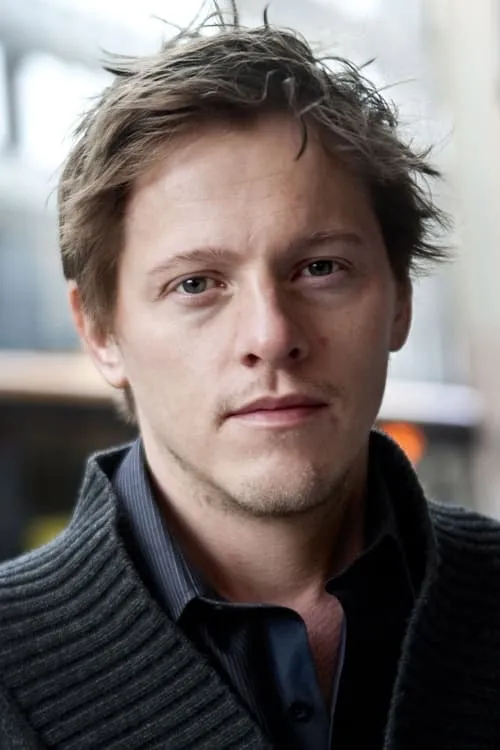 Thure Lindhardt interpretando a Thure