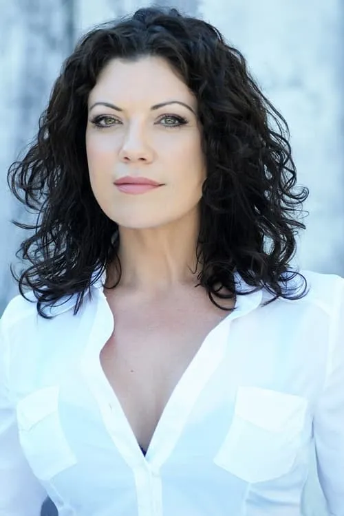 Tiffany Shepis interpretando a Amy