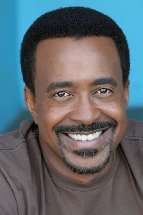 Tim Meadows interpretando a 