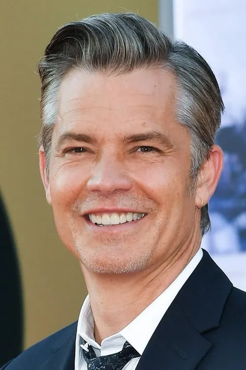 Timothy Olyphant interpretando a Dick