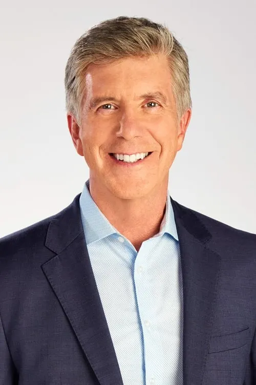 Tom Bergeron en el reparto