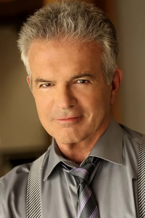 Tony Denison interpretando a Will