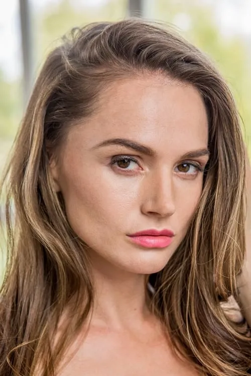 Tori Black interpretando a (archive footage)