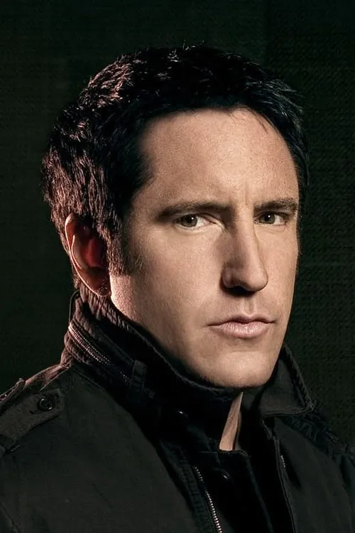 Trent Reznor interpretando a 