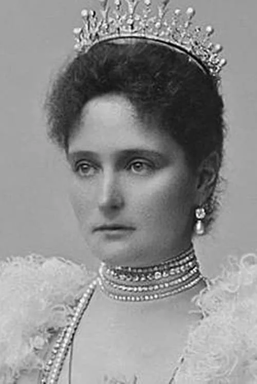 Tsarina Alexandra interpretando a Self (archive footage)