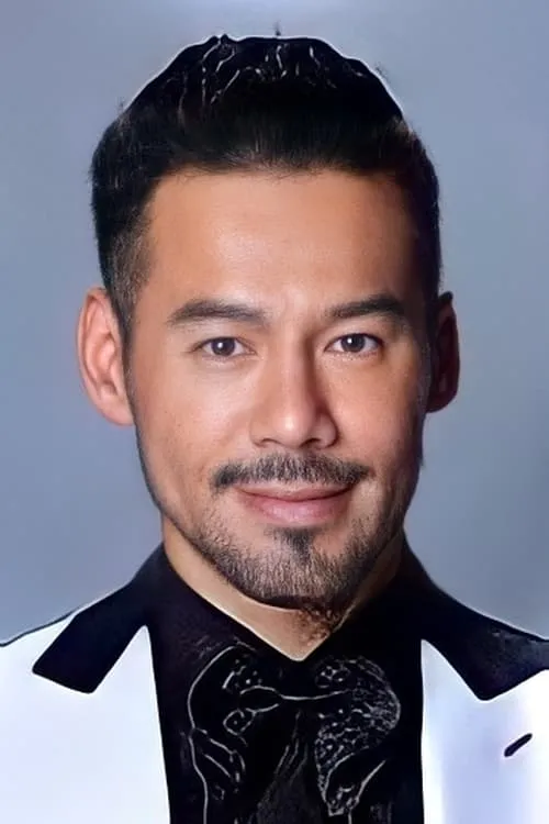 Actor Tsui Wing