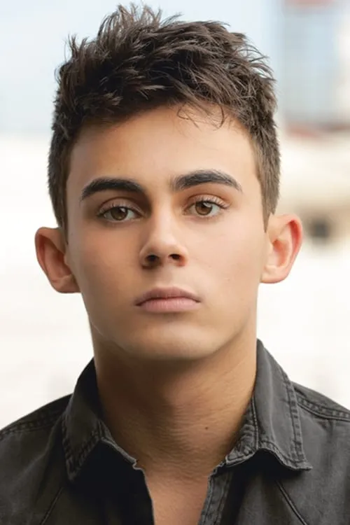 Actor Tyler Alvarez