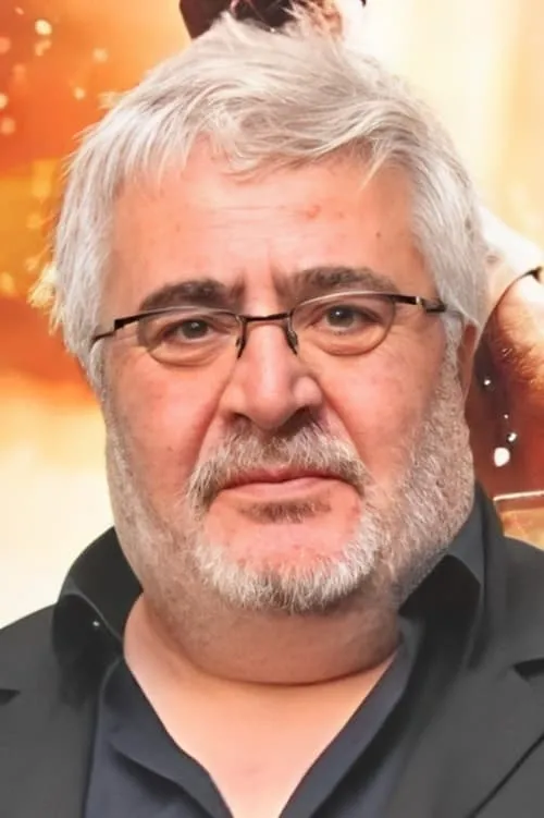 Actor Uğur Yücel