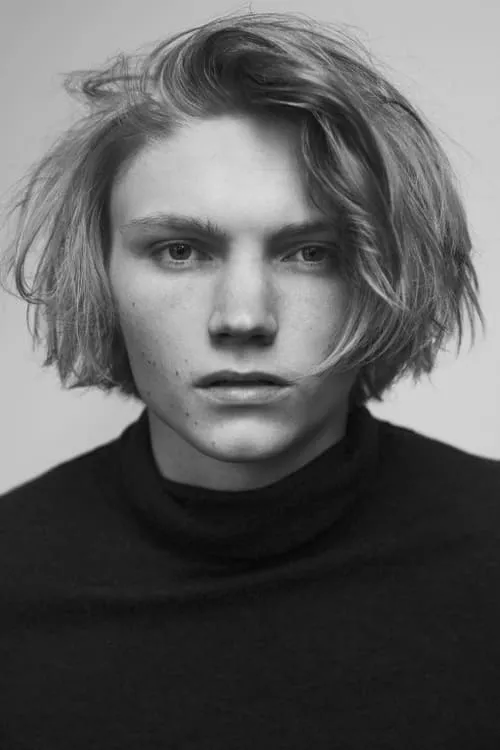 Felix Göransson ha trabajado con Ulrik Munther en 1 ocasiones