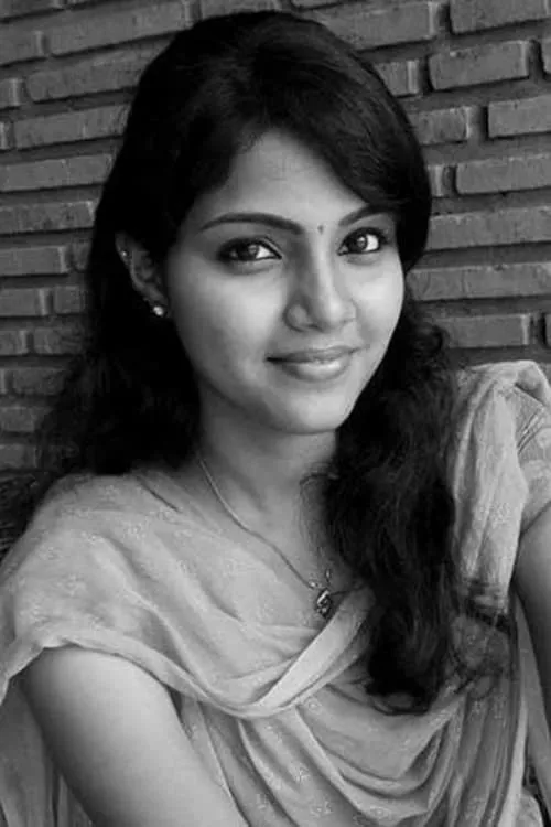 Actor Vaishali Thaniga