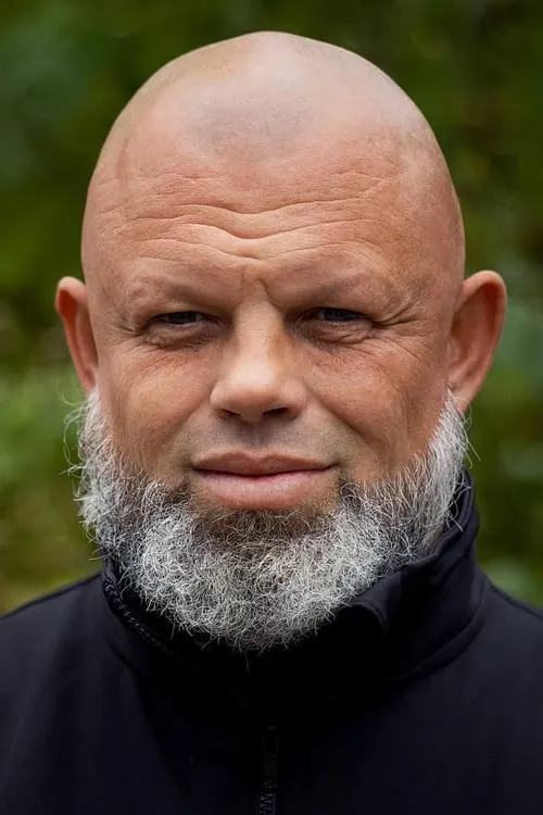 Actor Valerii Pasichnyk