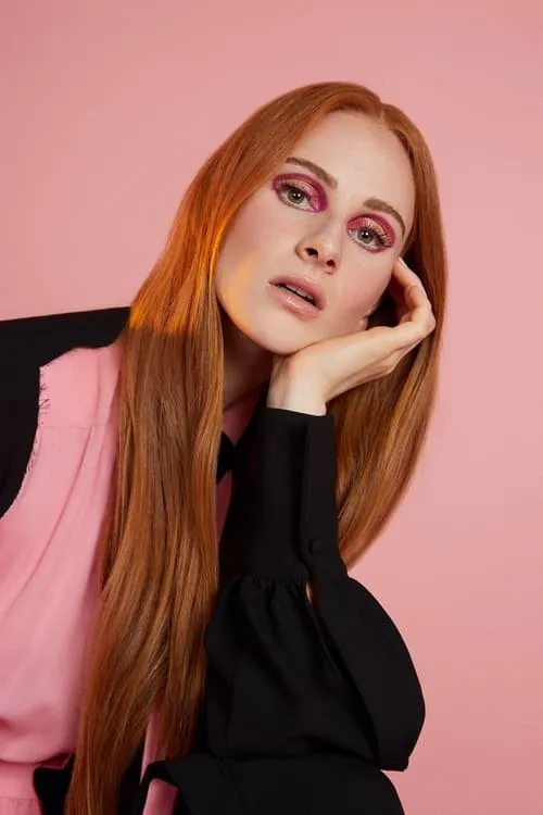 Vera Blue interpretando a 