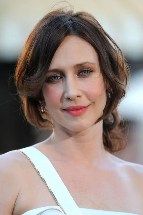 Vera Farmiga interpretando a Amy