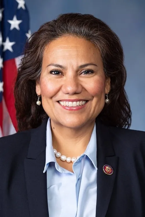 Actor Veronica Escobar