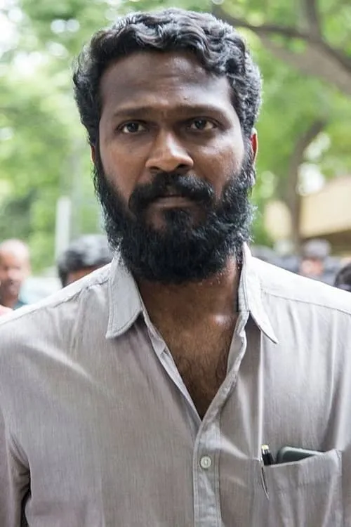 Vetrimaaran interpretando a Himself (Cameo)