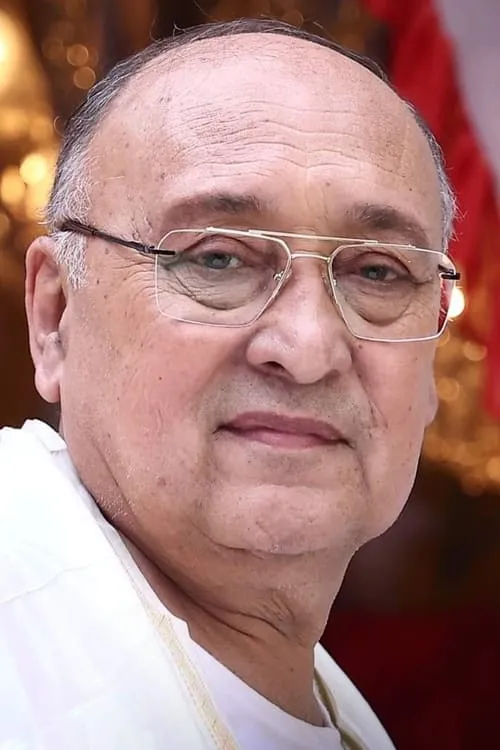 Actor Victor Banerjee