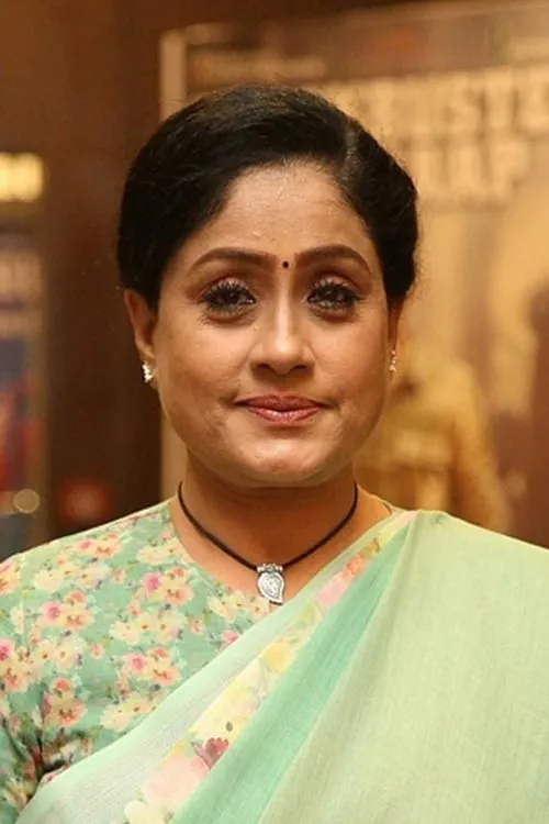 Vijayashanti interpretando a Kaathi