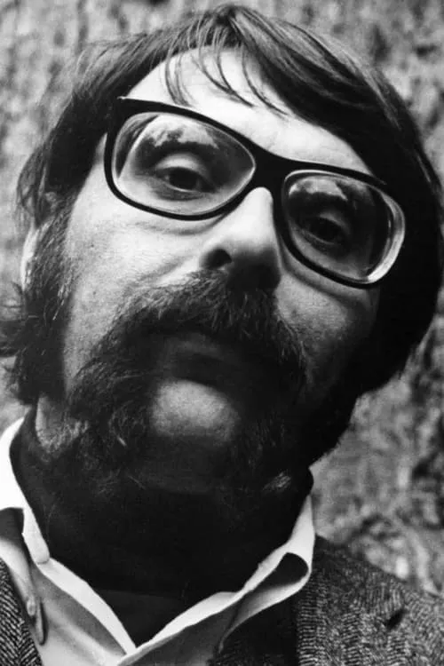 Vince Guaraldi interpretando a Self (archive footage)