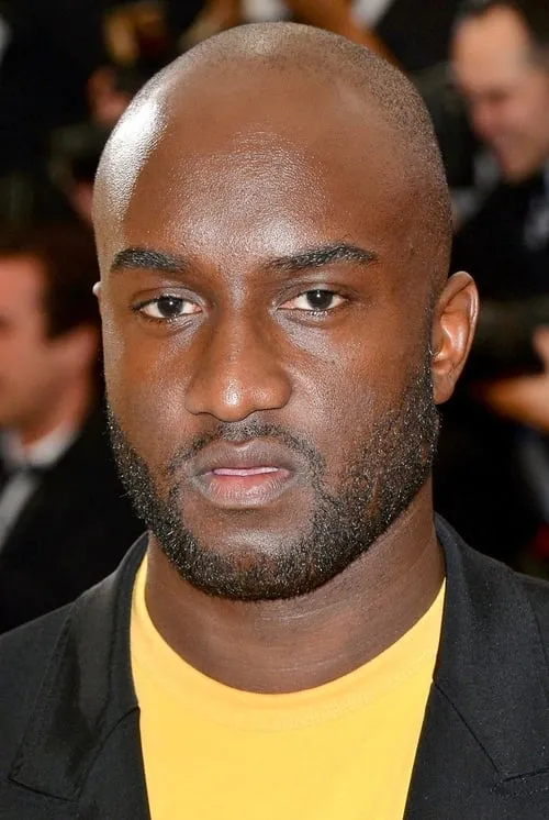 Virgil Abloh interpretando a Self (archive footage)