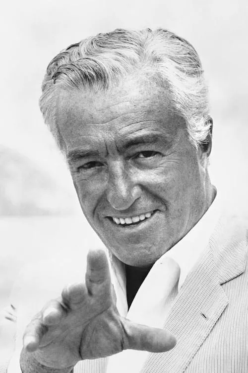 Vittorio De Sica interpretando a Alfredo