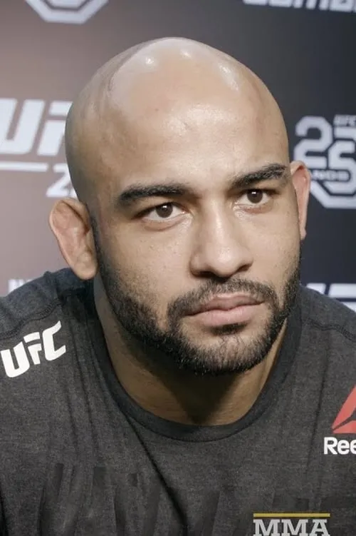 Warlley Alves interpretando a Self