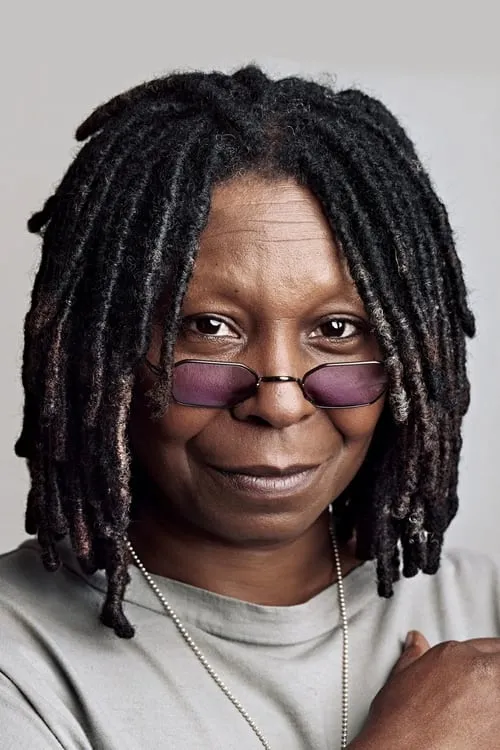 Whoopi Goldberg interpretando a Self