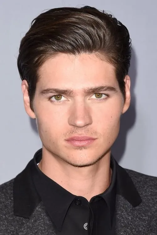 Will Peltz interpretando a Colin Hackett