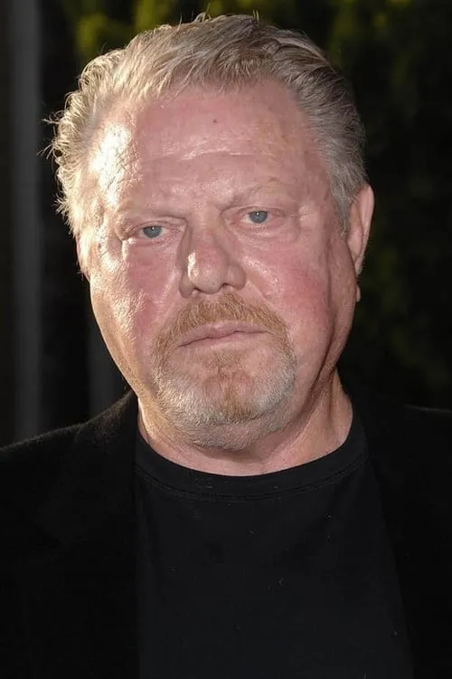 Actor William Lucking