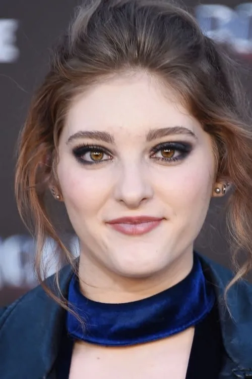 Willow Shields interpretando a 