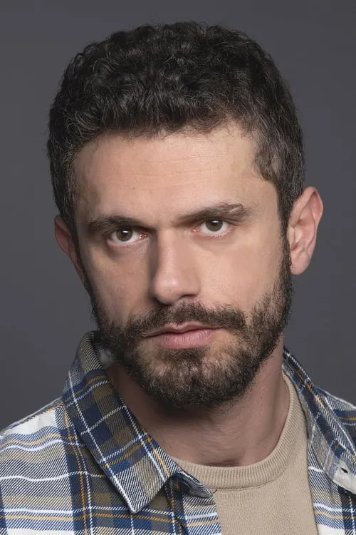 Actor Yiğit Kirazcı